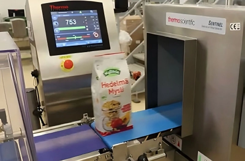 High Sensitivity Food Metal Detector for Seafood Processing